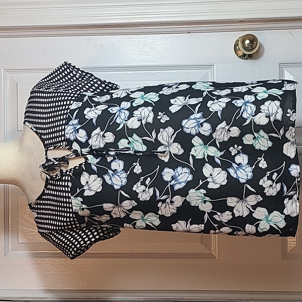 Le Lis Mixed Print Blouse